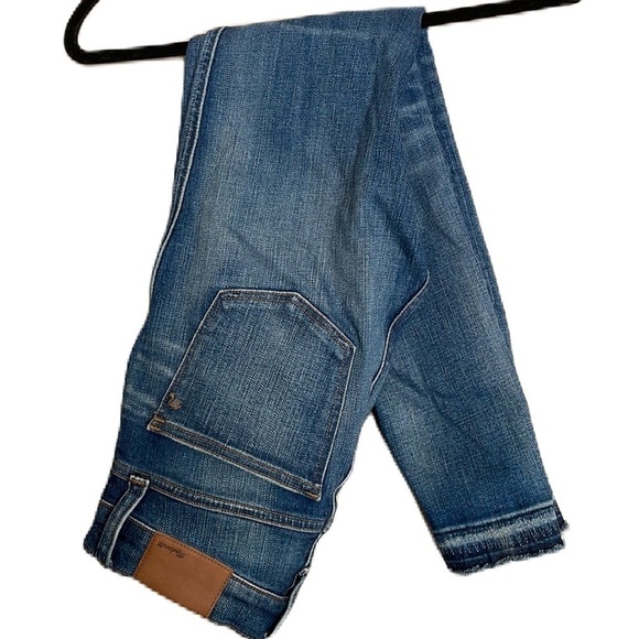 Madewell sz 25 distressed high rise skinny jeans with release hem. Like new. - Picture 1 of 9